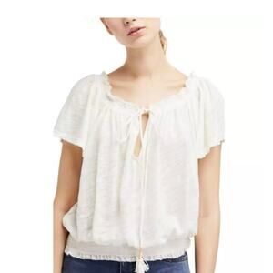 We the free humming bird tee shirt size small.